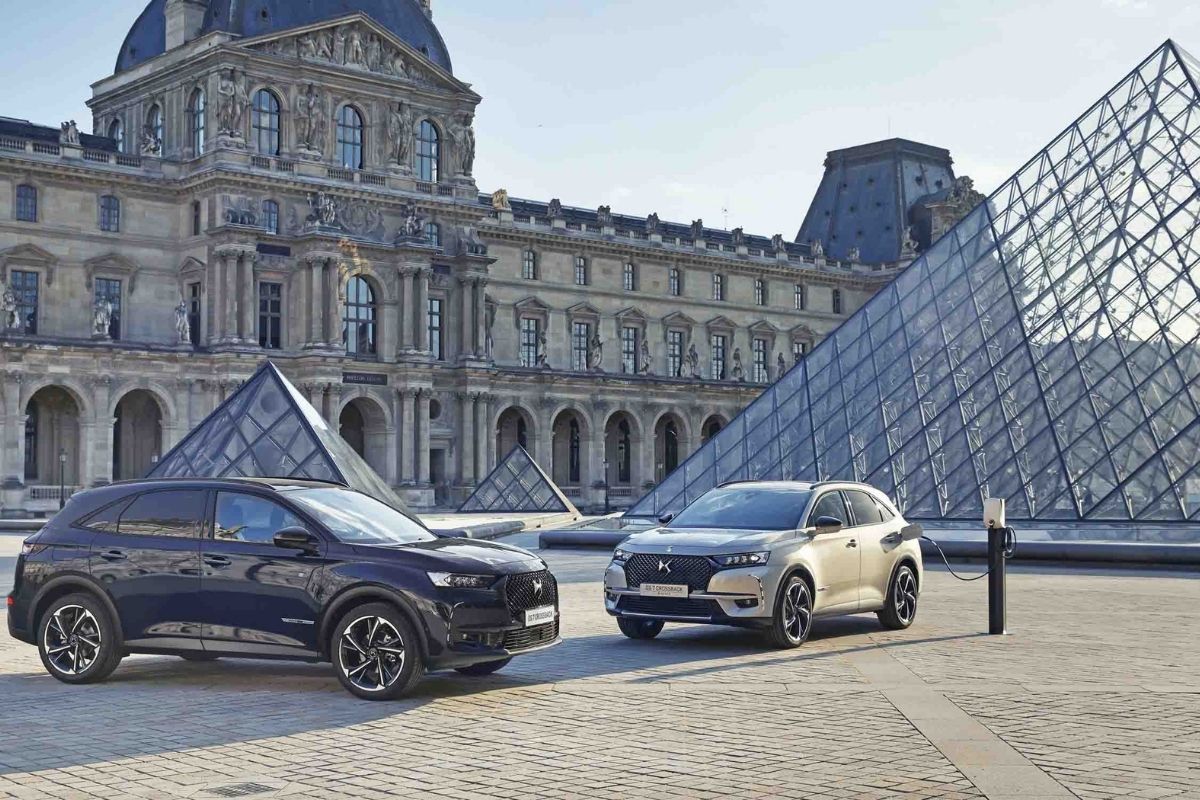 ds7 ds automobiles paris faces - FACES.ch