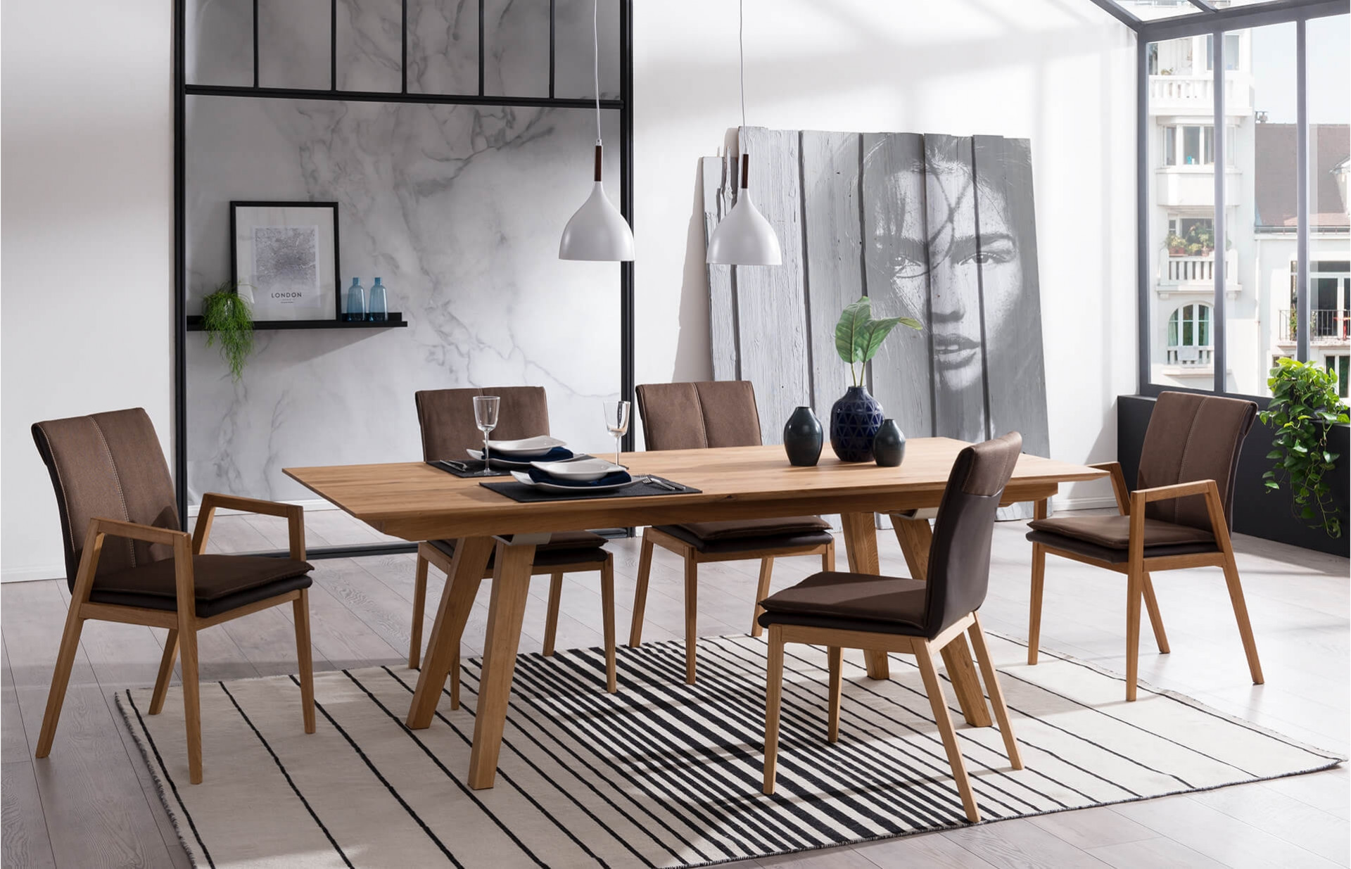 Find the right dining table in the right size