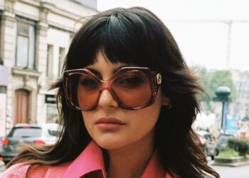 Maria Bernad – Flea Market Fame