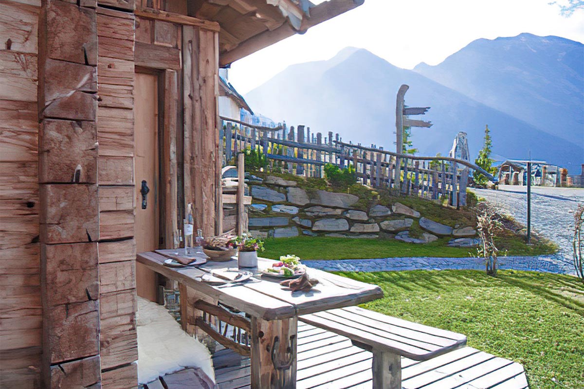 Chalet in the alpine village of St. Johann with private whirlpool.