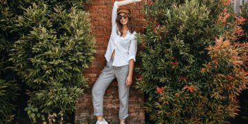 Guess which items of clothing and accessories you should choose from this season?