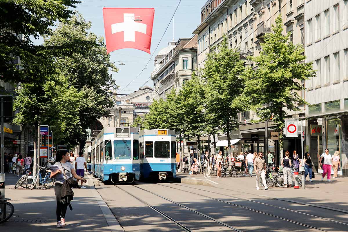 Summer bucket list for Zurich