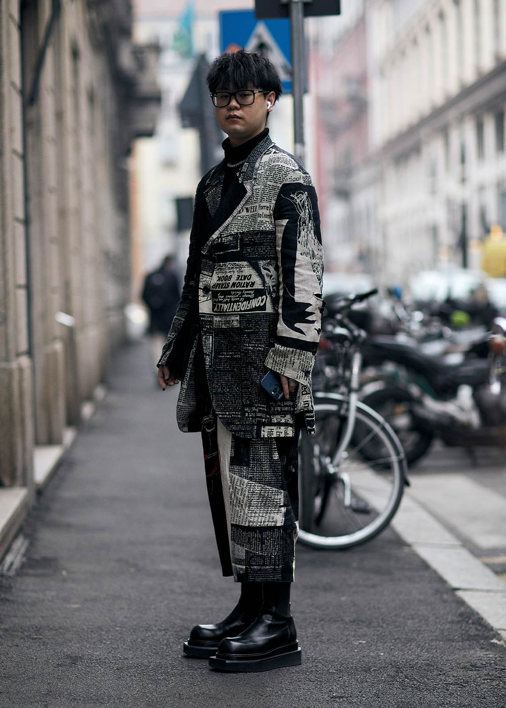 Street style: black and white