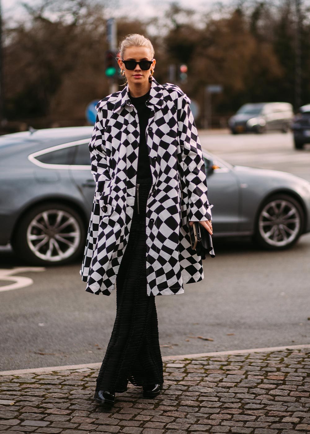 Street style: black and white