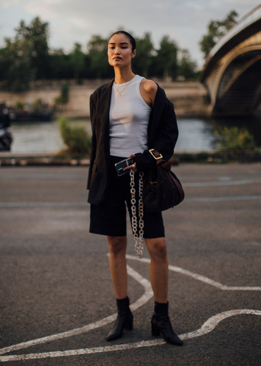 Street style: black and white