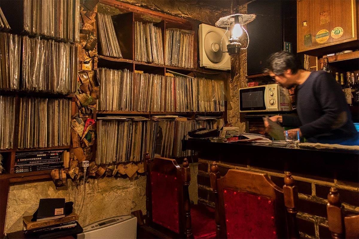 Tokyo Jazz Joints by Philip Arneill