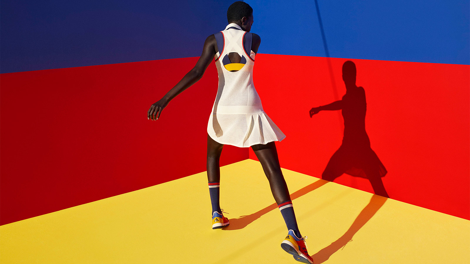 Where art and fashion merge: Viviane Sassen at FOAM Amsterdam