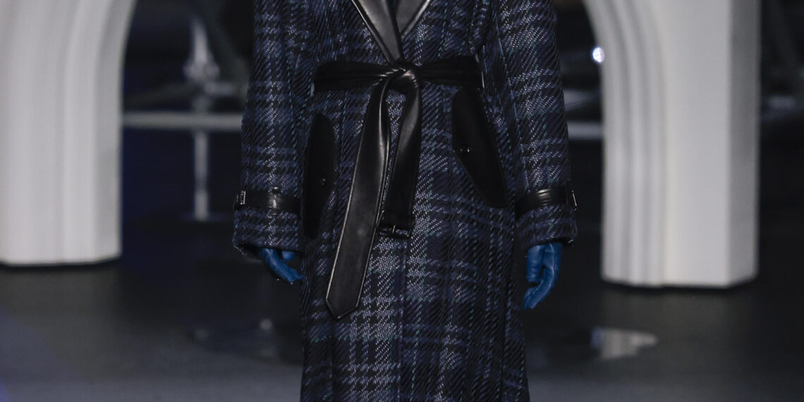 Navy check coat with a fur collar and leather lapels by Burberry, Fall/Winter 2026/27