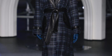 Navy check coat with a fur collar and leather lapels by Burberry, Fall/Winter 2026/27