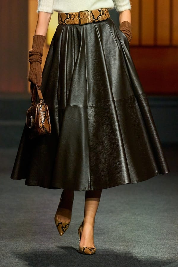 Wide leather midi skirt with belt by Luisa Spagnoli